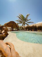 Cabañas Playa Condesa Tulum