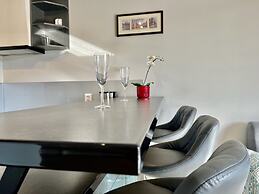 Apartamenty Garnizon by Q4Apartments