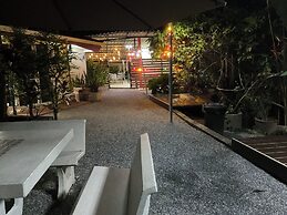 Bansabai pool villa guesthouse