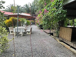 Bansabai pool villa guesthouse