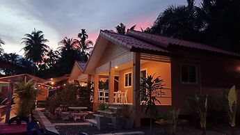 Bansabai pool villa guesthouse