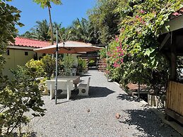 Bansabai pool villa guesthouse