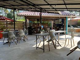 Bansabai pool villa guesthouse