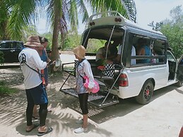 Bansabai pool villa guesthouse