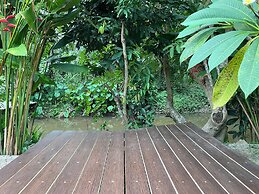 Bansabai pool villa guesthouse