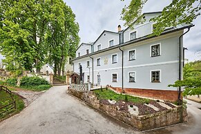 Hotel AURI