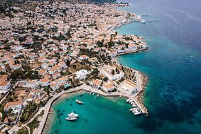 Old Port Spetses Mansion