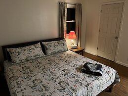 Boat House Ground Floor #2 - 1 Br Waterfront, Wifi 1 Bedroom Apts by R