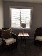 Mariners Cove 4 Bedroom Cottage by RedAwning