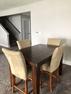 Mariners Cove 4 Bedroom Cottage by RedAwning