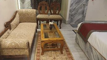 Hotel Sarnath International