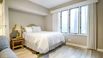 2 Spotted Sandpiper at The Sea Pines Resort