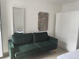 Immaculate 1-bed Studio in London