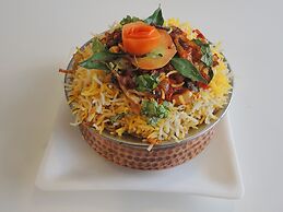 DIVYA LODGE & HOTEL ROOMS