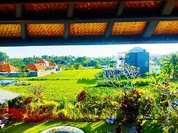 3BR Villa Queen With Stunning Rice Field