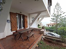 Beautiful 2-bed House in Saronida