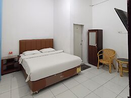 OYO 92207 Hotel Koperasi
