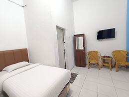 OYO 92207 Hotel Koperasi