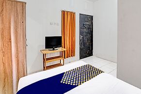 SPOT ON 91789 Kost Umik Sidoarjo Syariah