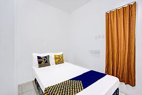 SPOT ON 91789 Kost Umik Sidoarjo Syariah