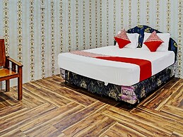 OYO 92240 Taman Wisata Iman Ii Near Taman Wisata Iman Sitinjo