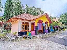 OYO 92240 Taman Wisata Iman Ii Near Taman Wisata Iman Sitinjo
