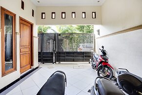 OYO Life 91893 Kost Jeje Syariah