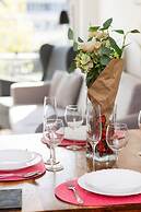 Bright Warsaw Apartment by Renters