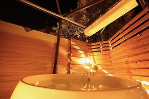 fabula glamping