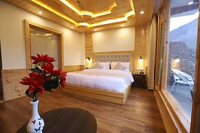 Golden Wood Manali By Rosetum