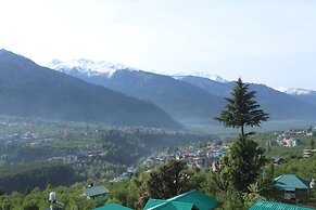 Golden Wood Manali By Rosetum