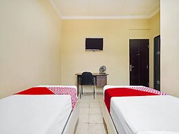 Super OYO 91350 Garden Hostel