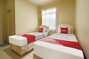 Super OYO 91350 Garden Hostel