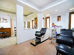 Super OYO 91350 Garden Hostel