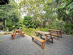 Super OYO 91350 Garden Hostel