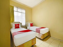 Super OYO 91350 Garden Hostel