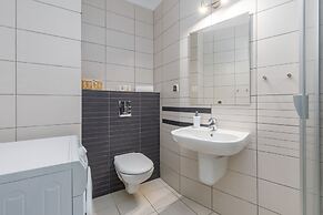 Apartment at the Port by Renters