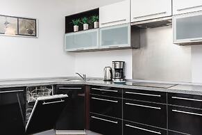 Apartment at the Port by Renters