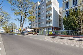 Apartment at the Port by Renters