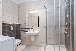 Apartment at the Port by Renters