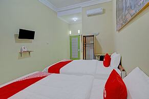 Super OYO 3774 Orchid 37 Syariah Guest House
