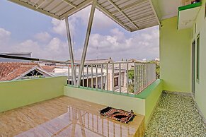 Super OYO 3774 Orchid 37 Syariah Guest House