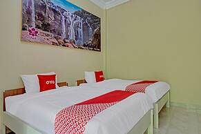 Super OYO 3774 Orchid 37 Syariah Guest House