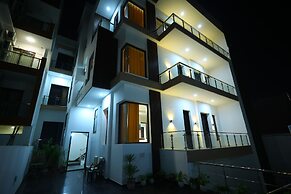 The Ayali Suites & Apartments