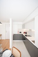 Liiiving - Modern & Glam Apartment J
