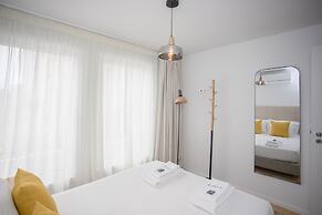 Liiiving - Modern & Glam Apartment J