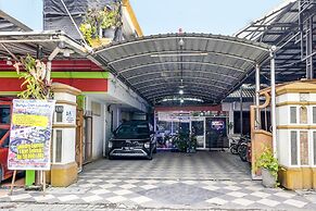 OYO Life 92310 Banyu Homestay