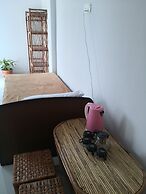 Village Pottery Garden Villa