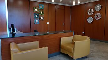 Kora Hotel Suites