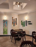 Kora Hotel Suites